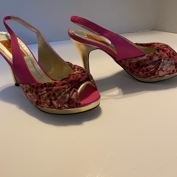 Pink and gold sling back pumps - Picture 7 of 9